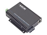 Industrial PoE Gigabit Ethernet Media Converter