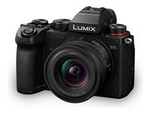 Lumix DC-S5D