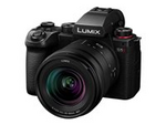 Lumix DC-S5M2K