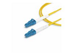 StarTech.com 5m (16.4ft) LC to LC (UPC) OS2 Single Mode Simplex Fiber Optic Cable, 9/125µm, Laser Optimized, 40G/100G, Bend Insensitive, Low Insertion Loss